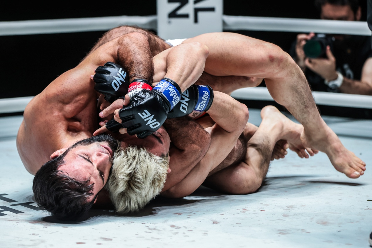 B体育-勒姆尼茨逆袭成功，击败对手引关注(awarenessoftransport)