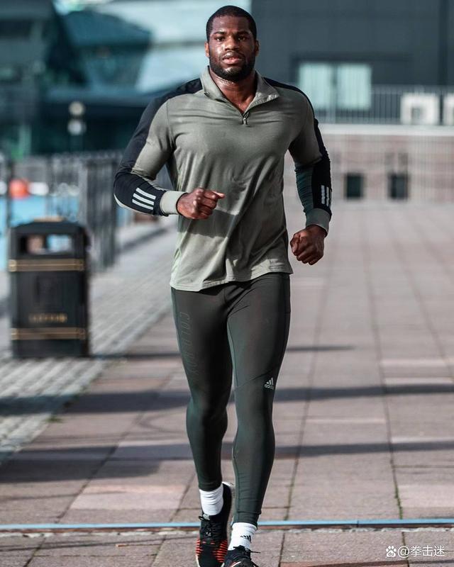 B体育-勒姆尼茨逆袭成功，击败对手引关注(awarenessoftransport)