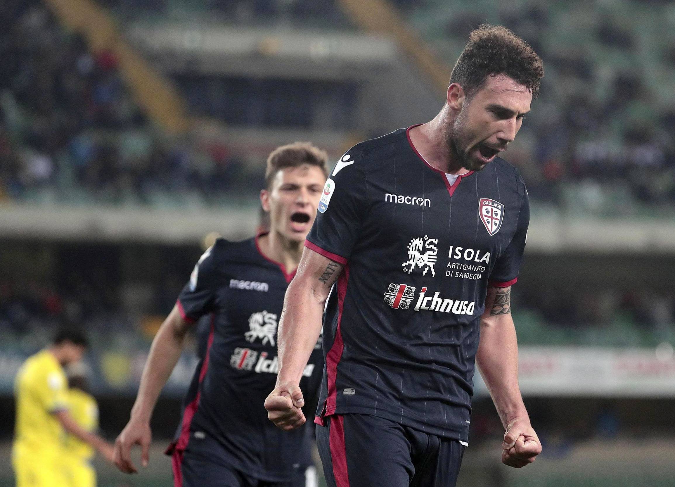 B体育-卡利亚里队失球太多,需提高防守能力吗