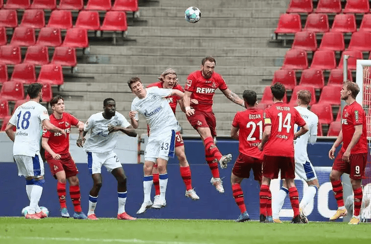 B体育-弗赖堡客场取胜，击败劲旅闯入德甲前四