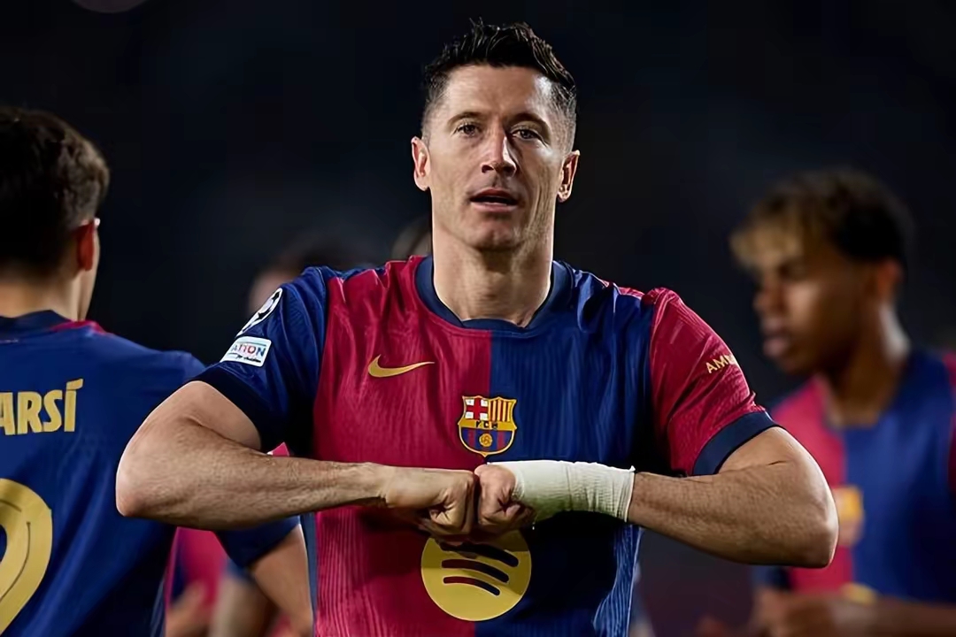 B体育-巴萨主场惜败，欧冠席位恐有动摇