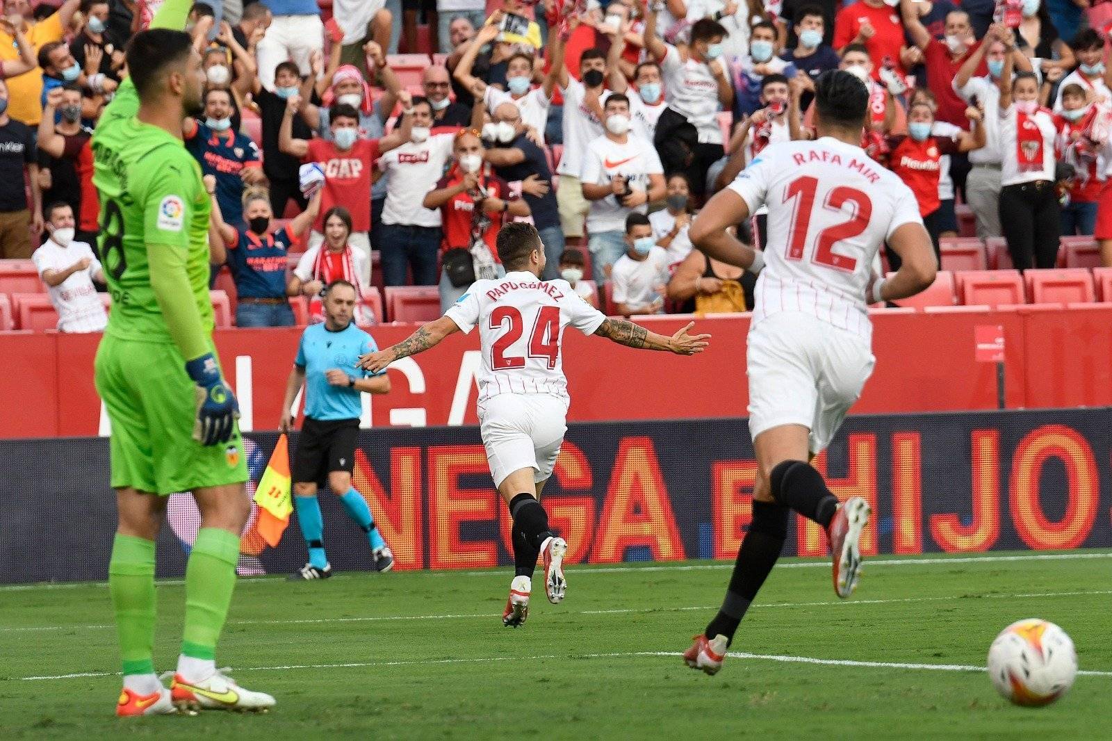 B体育-塞维利亚逆转战胜瓦伦西亚，继续领跑积分榜的简单介绍