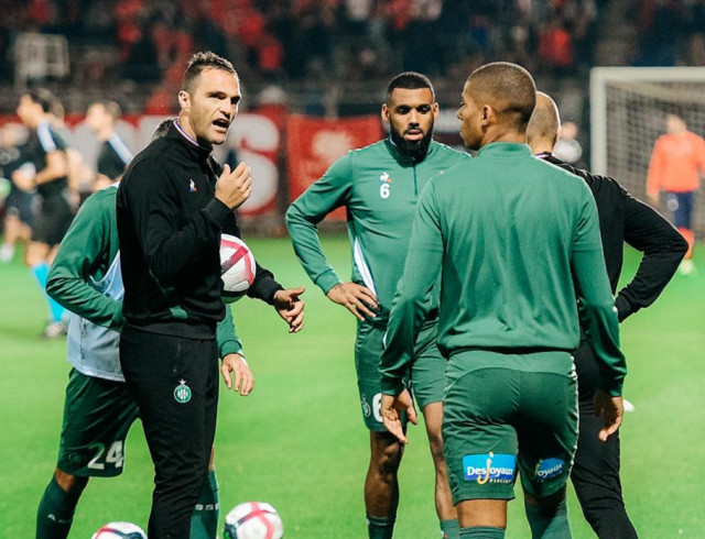 B体育-沙尔克连败带来危机，球队需重整旗鼓(沙尔克连败带来危机,球队需重整旗鼓吗)